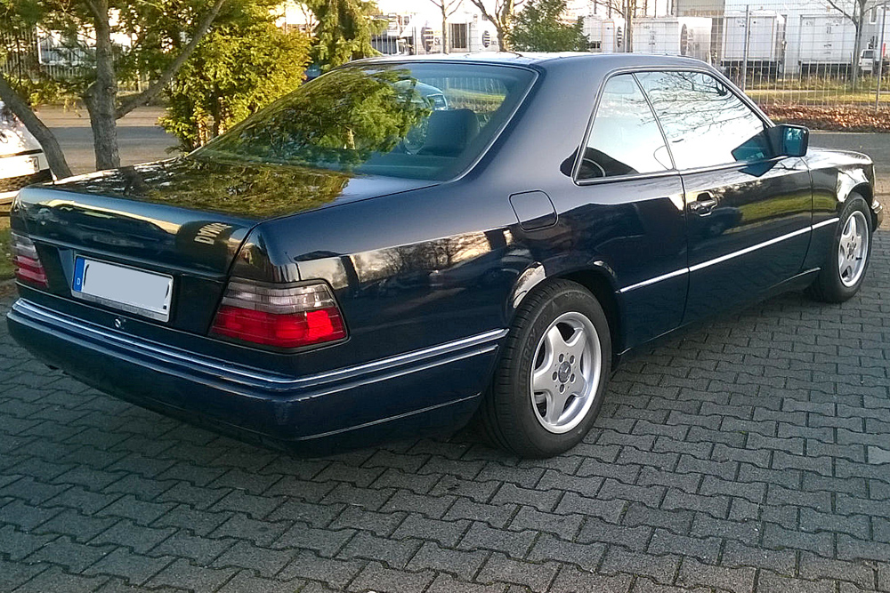 Mercedes C124 230 Coupe: Auf Unmopf umgemopft angekauft!