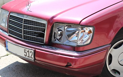 W124 E220 512 Wildunfall: Falsche Zeit, falscher Ort!