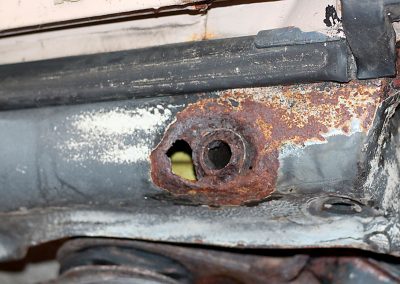 MB2017 S123 280TE Zerlegung2 Schwellerangst