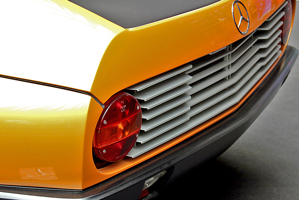 Uhrwerk Orange: Mercedes Benz C111 Römisch Zwo!
