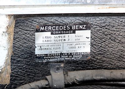 Mercedes W111 230S France18